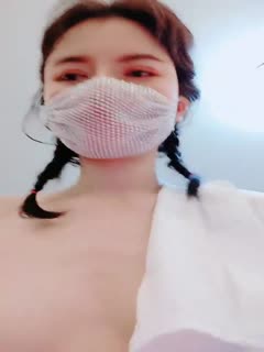 第一骚女卫生间自慰,振动棒猛操高潮多次狂喷,美臀骑坐,假屌深插骚逼1